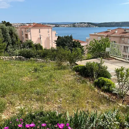 Apartment Mikola With Sea View *