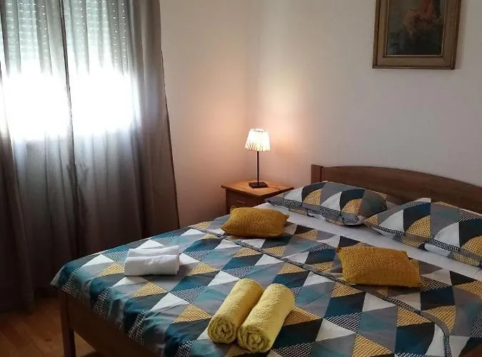 Apartman Mikola With Sea View Trogir