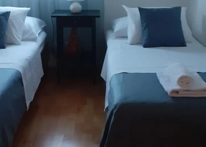 Apartman Mikola With Sea View