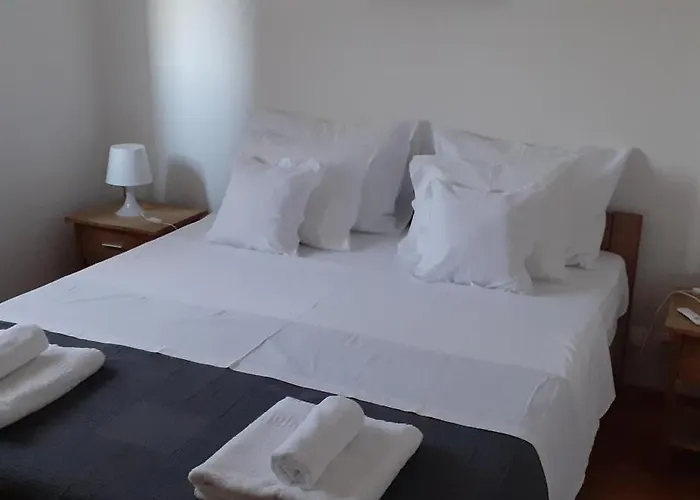 Mikola With Sea View *