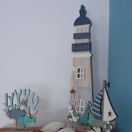 Mikola With Sea View Apartament *